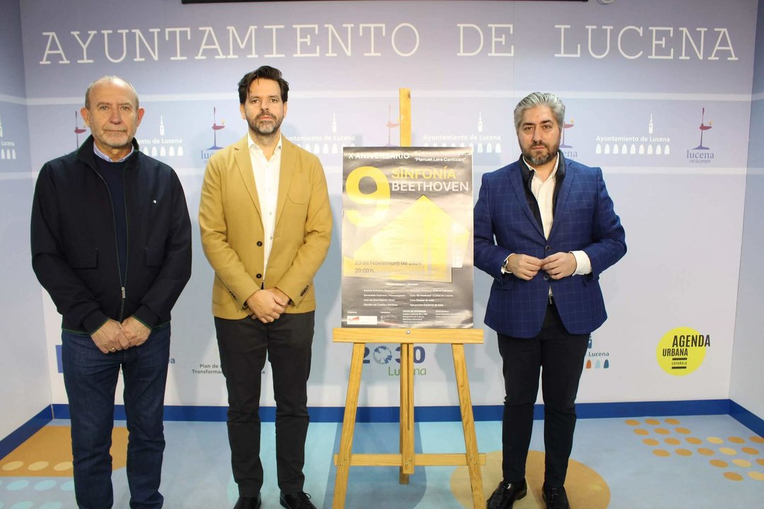 Presentación del concierto en el Ayuntamiento de Lucena