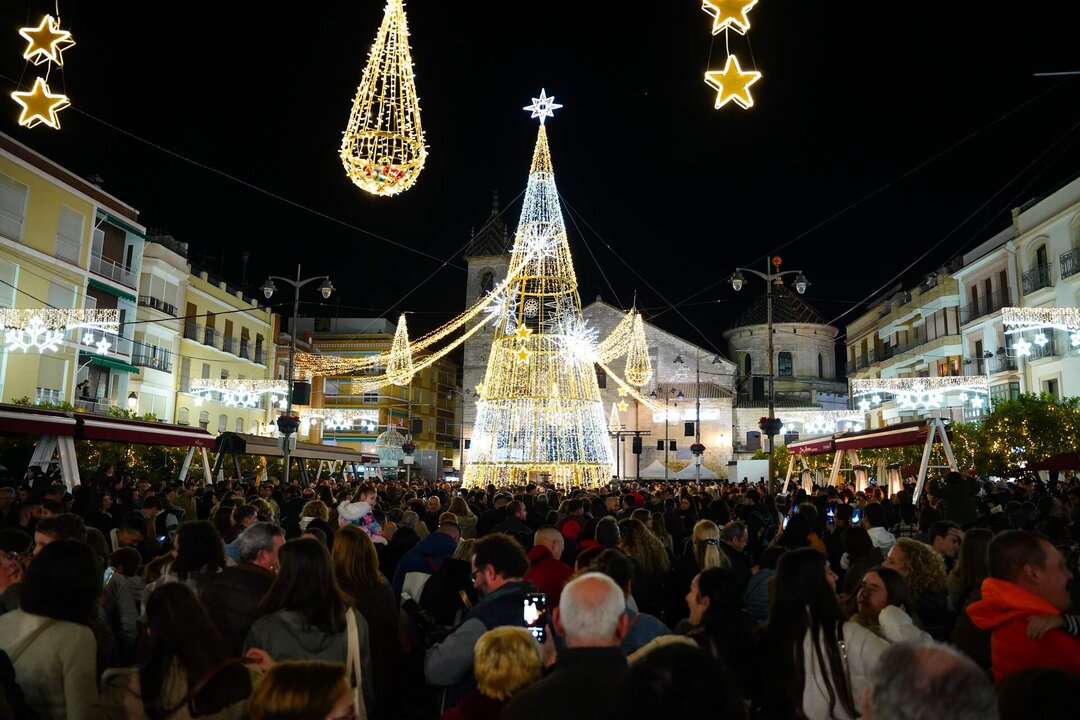 Encendido del alumbrado especial de Navidad de Lucena