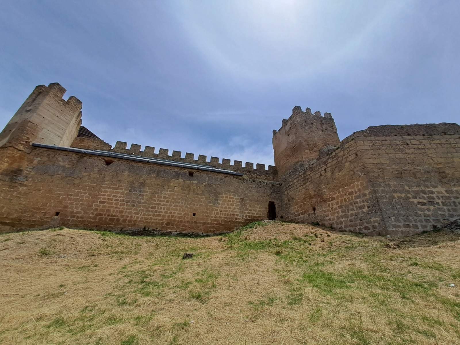 Muralla Castillo de Iznájar